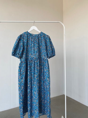 petra midi light cotton blue.jpg