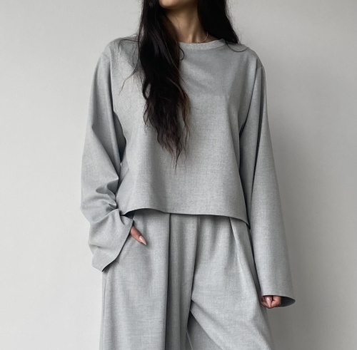 crop top melange aw23.jpg