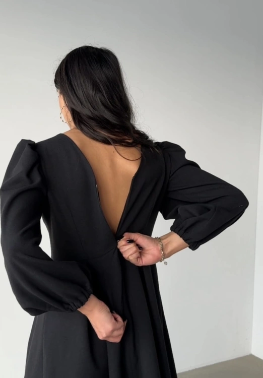 POLENE BLACK2.jpg