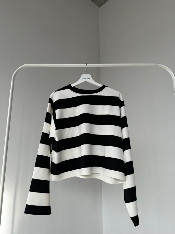 crop top long striped punta di roma.jpg