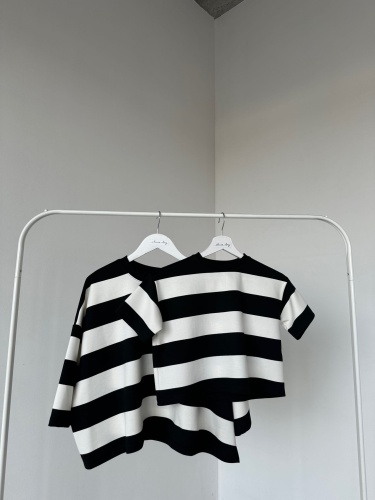 crop topy.jpg