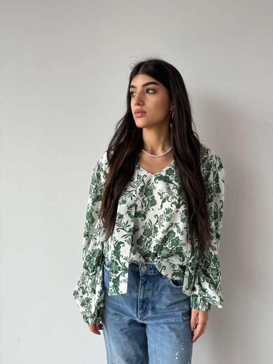 NICOLE BLANCO VERDE3.JPG