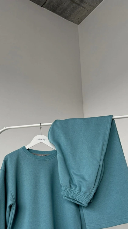 comfortable warm blue.JPG