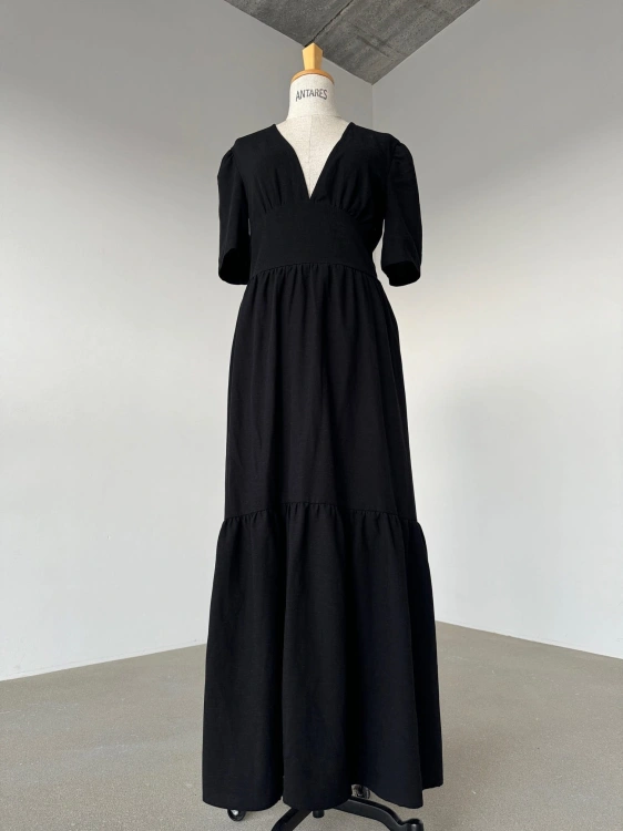 SUKIENKA ESTILLA BLACK PREMIUM