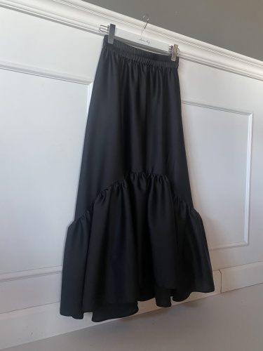 HELENA BLACK SILK.jpg