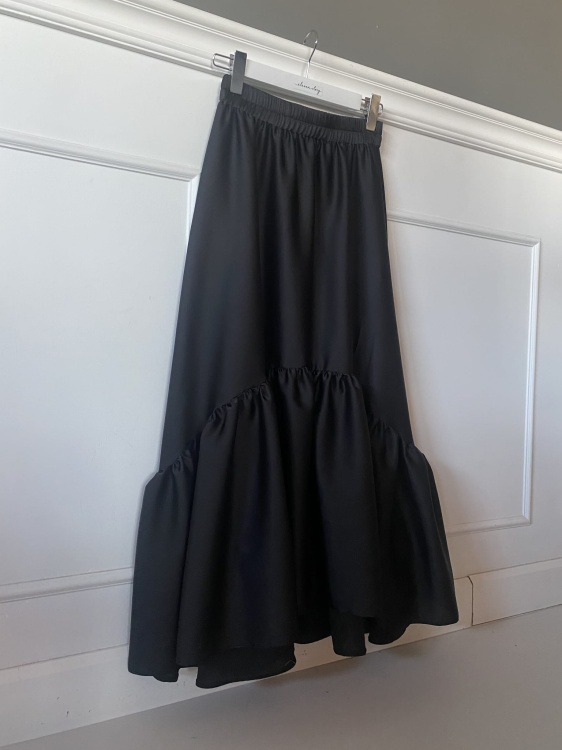 HELENA BLACK SILK.jpg